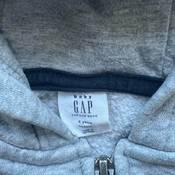 Gap boy size 4T hooded zip up sweatshirt with logo and dinosaur print - Picture 2 of 3